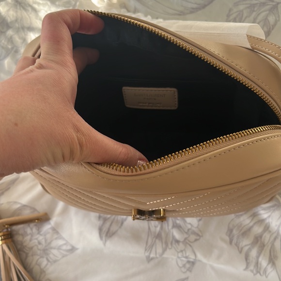 Tan crossbody - Picture 3 of 4